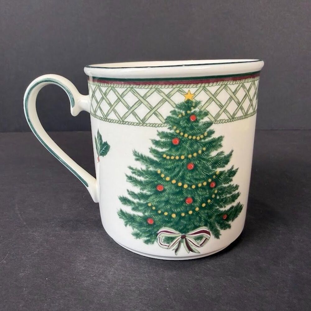 Vintage Mikasa Heritage Christmas Story Flat Cup CAB08, Very Nice